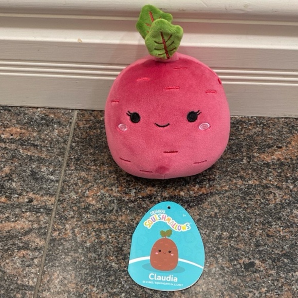 Squishmallows Claudia Beetroot 5